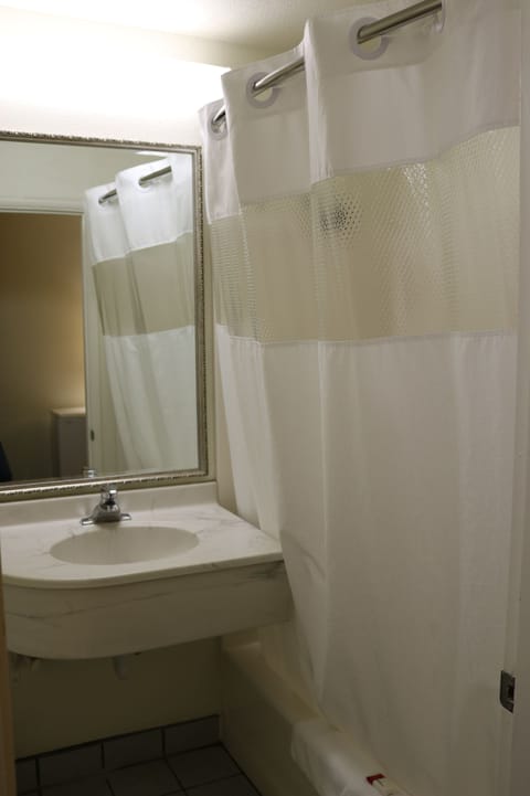 Room, 2 Queen Beds, Non Smoking | Bathroom | Combined shower/tub, deep soaking tub, free toiletries, hair dryer