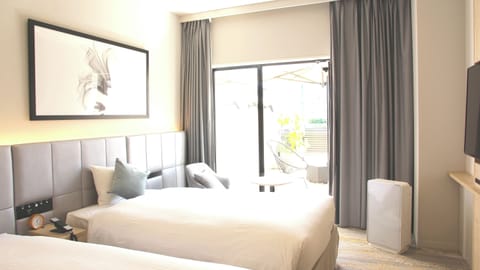 Twin Room with Balcony, Non Smoking | Premium bedding, down comforters, blackout drapes, free WiFi