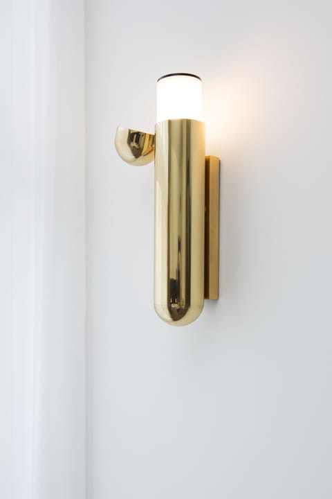 Deluxe Suite, 1 Queen Bed, City View | Minibar, in-room safe, desk, soundproofing