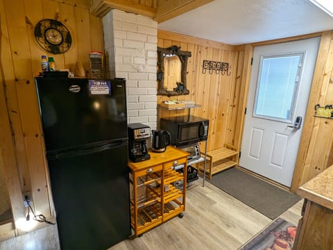 Standard Cabin #1 | Private kitchen | Fridge, microwave, stovetop, electric kettle