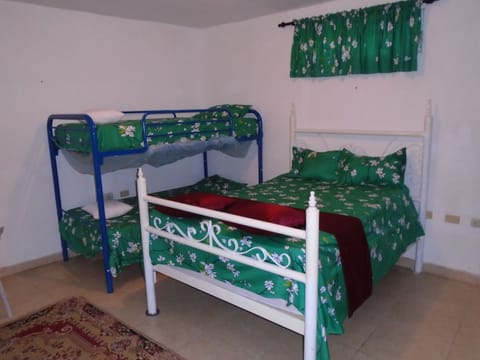 Basic Room, 1 Double Bed, Accessible, Non Smoking | Minibar, free WiFi, bed sheets