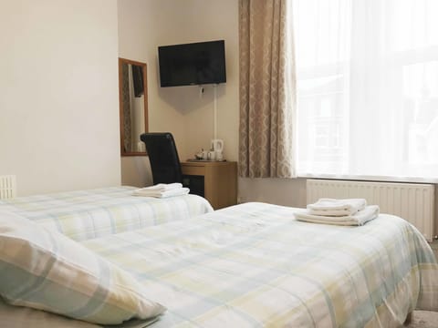 Family Suite, 2 Bedrooms | Free WiFi, bed sheets