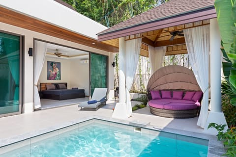 4-Bedroom Villa with Private Pool | Terrace/patio