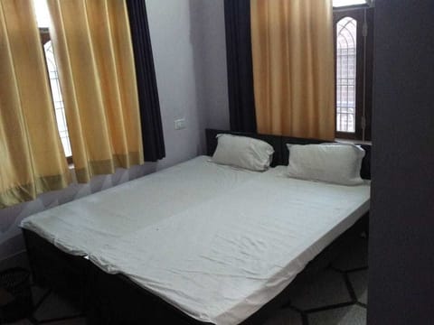 Deluxe Double Room | Free WiFi