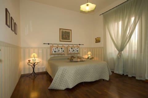 Double or Twin Room | Individually decorated, individually furnished, free WiFi, bed sheets