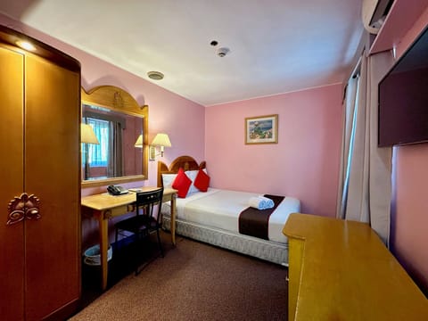 Superior Double Room | Desk, free WiFi, bed sheets