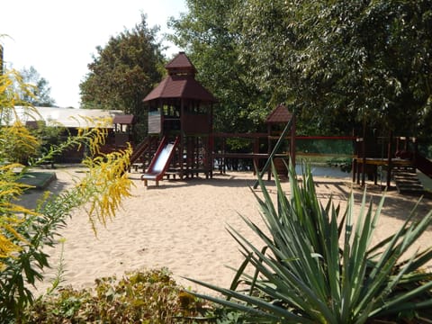 Children's play area - outdoor