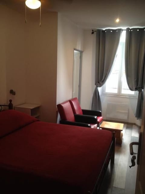 Double Room (La Mère Veilleuse) | In-room safe, individually decorated, individually furnished