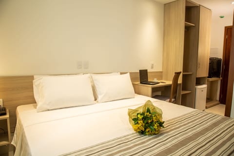 Deluxe Double Room, 1 Double Bed | Minibar, in-room safe, desk, blackout drapes