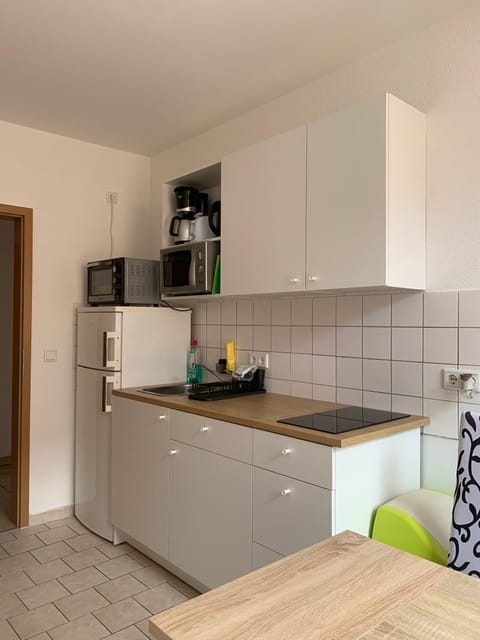 Apartment | Private kitchen | Fridge, microwave, stovetop, toaster