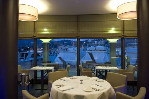 Daily buffet breakfast (EUR 20 per person)