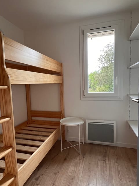 Individually decorated, individually furnished, desk, bed sheets