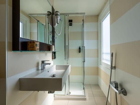 Standard Triple Room, Non Smoking | In-room safe, desk, laptop workspace, iron/ironing board