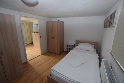 Apartment, 2 Bedrooms | Free WiFi