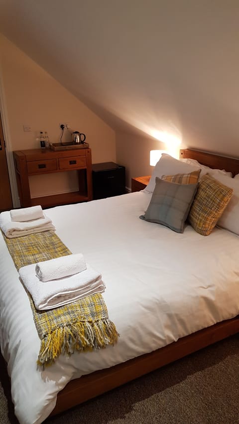 Superior Double Room | 1 bedroom, premium bedding, memory foam beds, desk