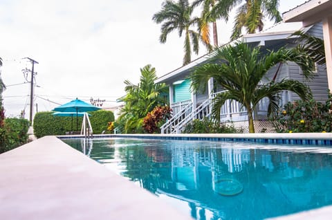 2 outdoor pools, sun loungers