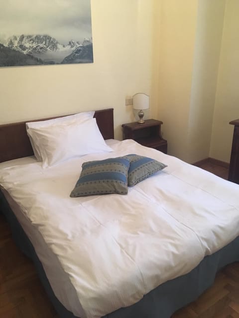 Minibar, in-room safe, individually decorated, individually furnished