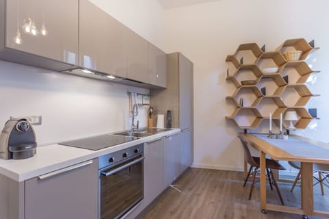 Apartment, 1 Bedroom | Private kitchen | Fridge, oven, stovetop, dishwasher