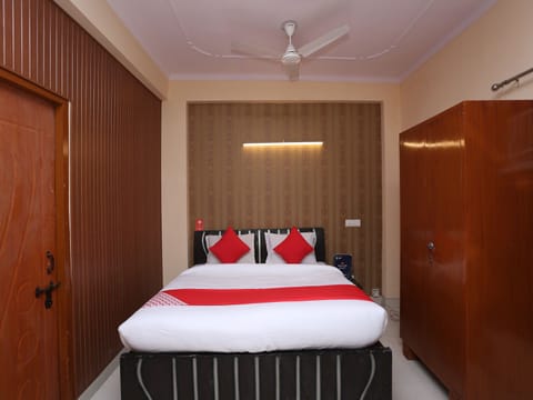 Double or Twin Room | Free WiFi