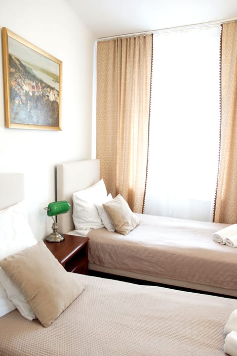 Standard Double or Twin Room, City View | Desk, iron/ironing board, rollaway beds, free WiFi