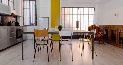 Apartment, 1 Bedroom | In-room dining