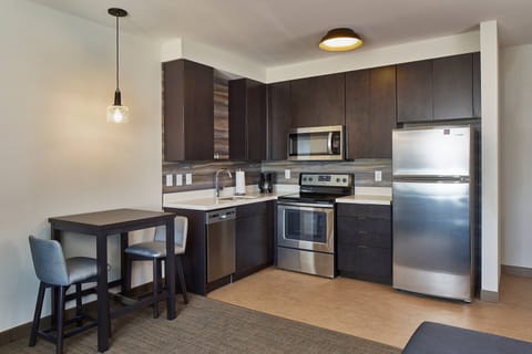 Suite, 1 Bedroom (Mobility/Hearing Accessible, Tub) | Private kitchen | Microwave, coffee/tea maker, highchair, cookware/dishes/utensils