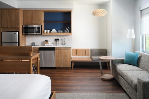 In-room safe, desk, laptop workspace, iron/ironing board