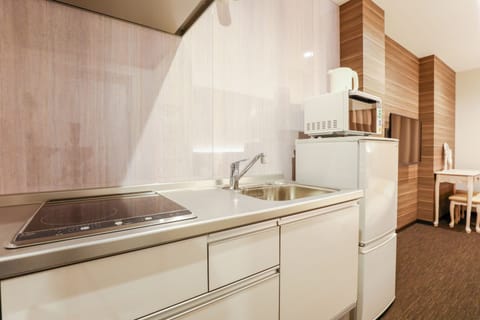 Standard Room A, Non Smoking | Private kitchenette | Fridge, microwave