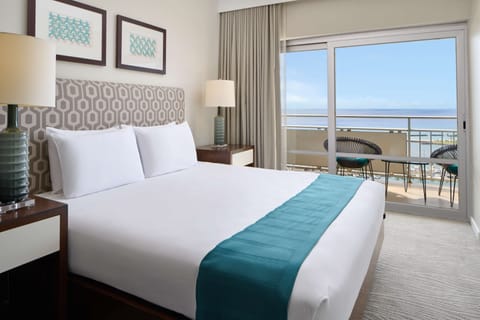 Luxury Room, 2 Bedrooms, Kitchen, Ocean View | Premium bedding, pillowtop beds, in-room safe, blackout drapes