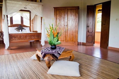 Double Room | Desk, soundproofing, free WiFi, bed sheets