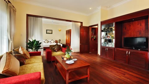 Family Villa, 2 Bedrooms | Minibar, in-room safe, blackout drapes, free WiFi