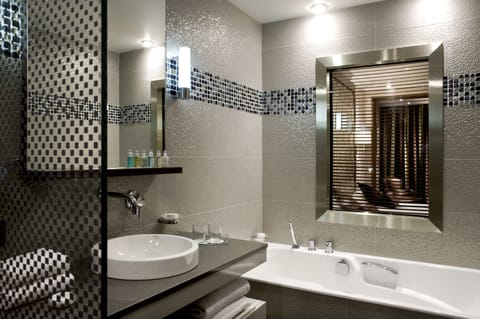 Prestige Double Room, Sea View | Bathroom | Designer toiletries, hair dryer, towels