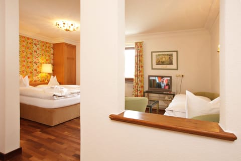 Double Room | Premium bedding, down comforters, pillowtop beds, in-room safe
