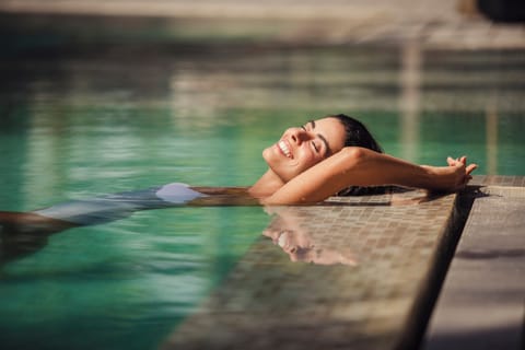 Outdoor pool, sun loungers