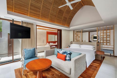 1 bedroom, down comforters, minibar, in-room safe