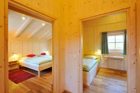 Chalet (Hochries) | 2 bedrooms, individually decorated, laptop workspace