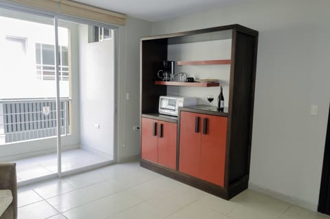 Junior Suite, 1 King Bed, Non Smoking | Minibar, in-room safe, soundproofing, iron/ironing board