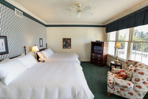 Deluxe Double Room, 2 Queen Beds, Non Smoking | Individually decorated, individually furnished, iron/ironing board