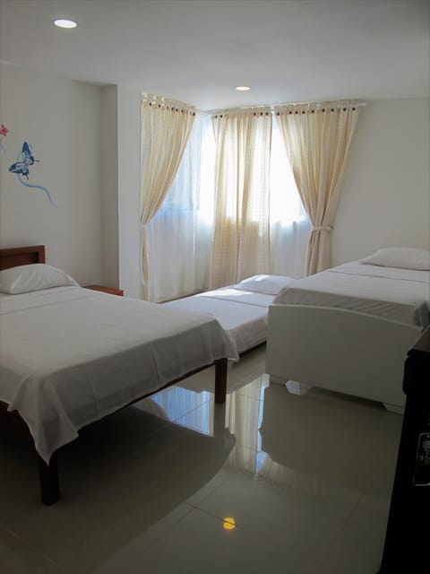 Romantic Double Room, 1 Double Bed, Non Smoking, Mountain View | In-room safe, free WiFi