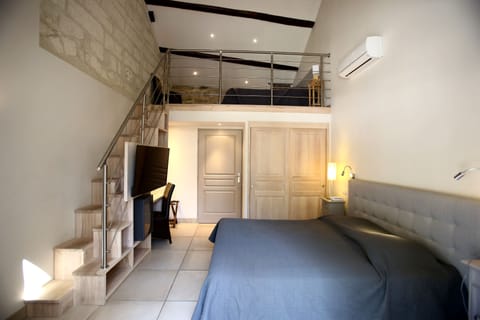 Double or Twin Room, Terrace, Garden Area | Minibar, in-room safe, desk, free WiFi