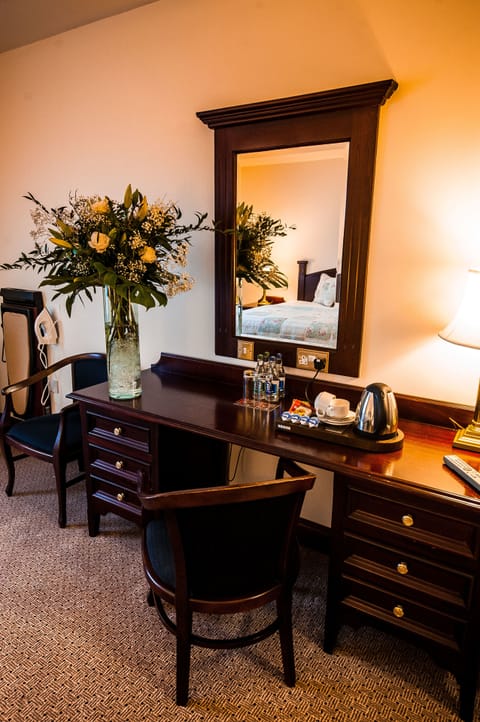 Individually decorated, desk, iron/ironing board, free cribs/infant beds