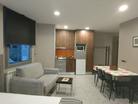 Apartment, 1 Bedroom (5 pax) | Living room | Flat-screen TV