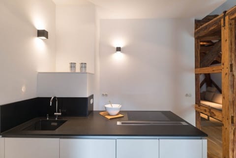 Apartment (Maisonette - No. 5) | Private kitchen | Full-size fridge, oven, stovetop, dishwasher