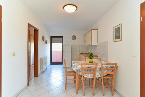 Standard Apartment, 2 Bedrooms (794/1844) | In-room dining