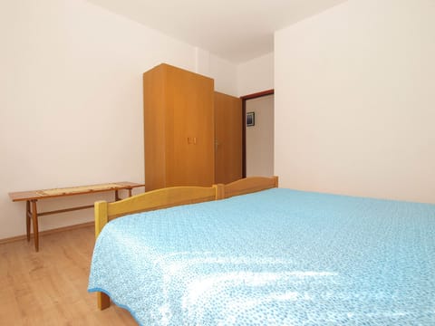 Standard Apartment, 2 Bedrooms (1563/16007) | Iron/ironing board, free cribs/infant beds, free WiFi, bed sheets