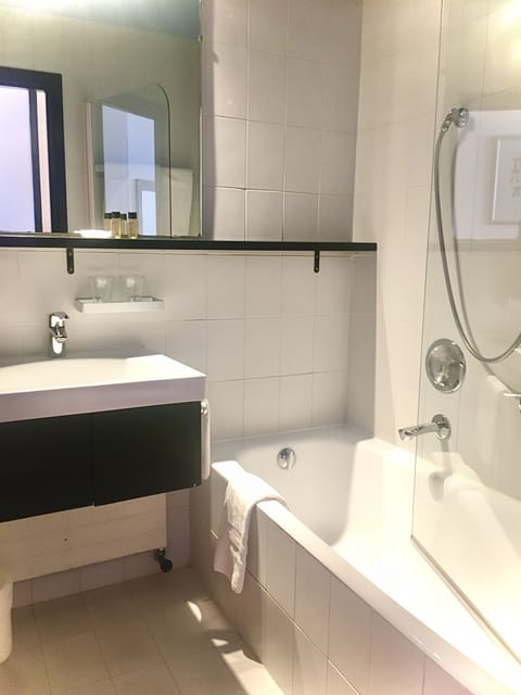 Superior Double Room, 1 Double Bed, Terrace | Bathroom | Free toiletries, hair dryer, towels