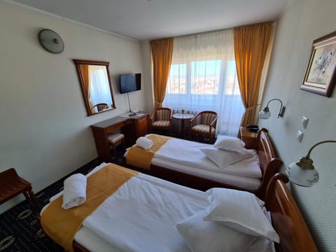 Double Room, Balcony | Minibar, in-room safe, desk, free WiFi