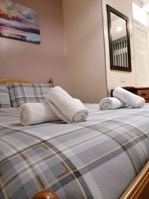 Comfort Double Room, 1 Double Bed, Garden View, Ground Floor | Hypo-allergenic bedding, individually decorated, individually furnished