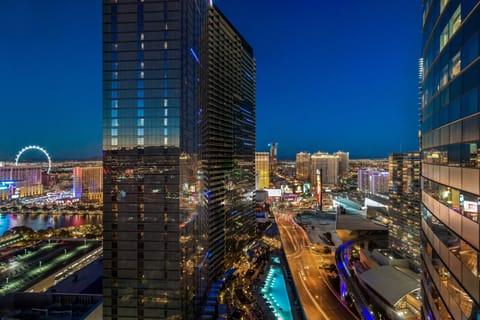 BELLAGIO FOUNTAIN VIEW CORNER SUITE - 32nd Floor | Exterior