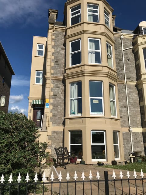 The Beaches Family B&B | Weston-super-Mare | VacationRenter